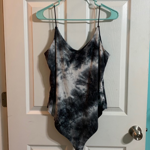 Super cute tie dye gaze one piece - Picture 1 of 2